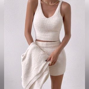 Fashion Nova cropped tank + short set in fuzzy squishy cozy cream size XL